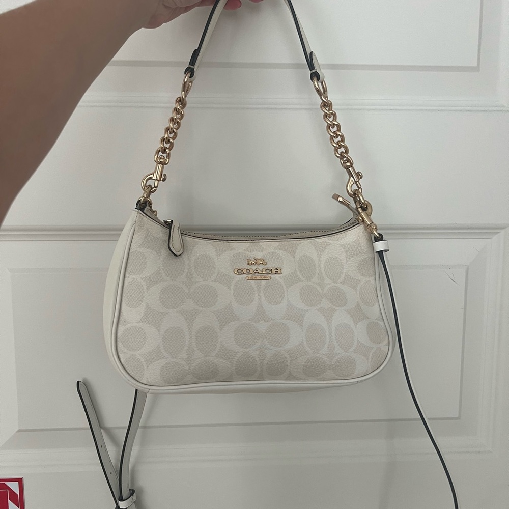Coach Cream Signature Jacquard Teri Shoulder Bag with Gold Chain Strap